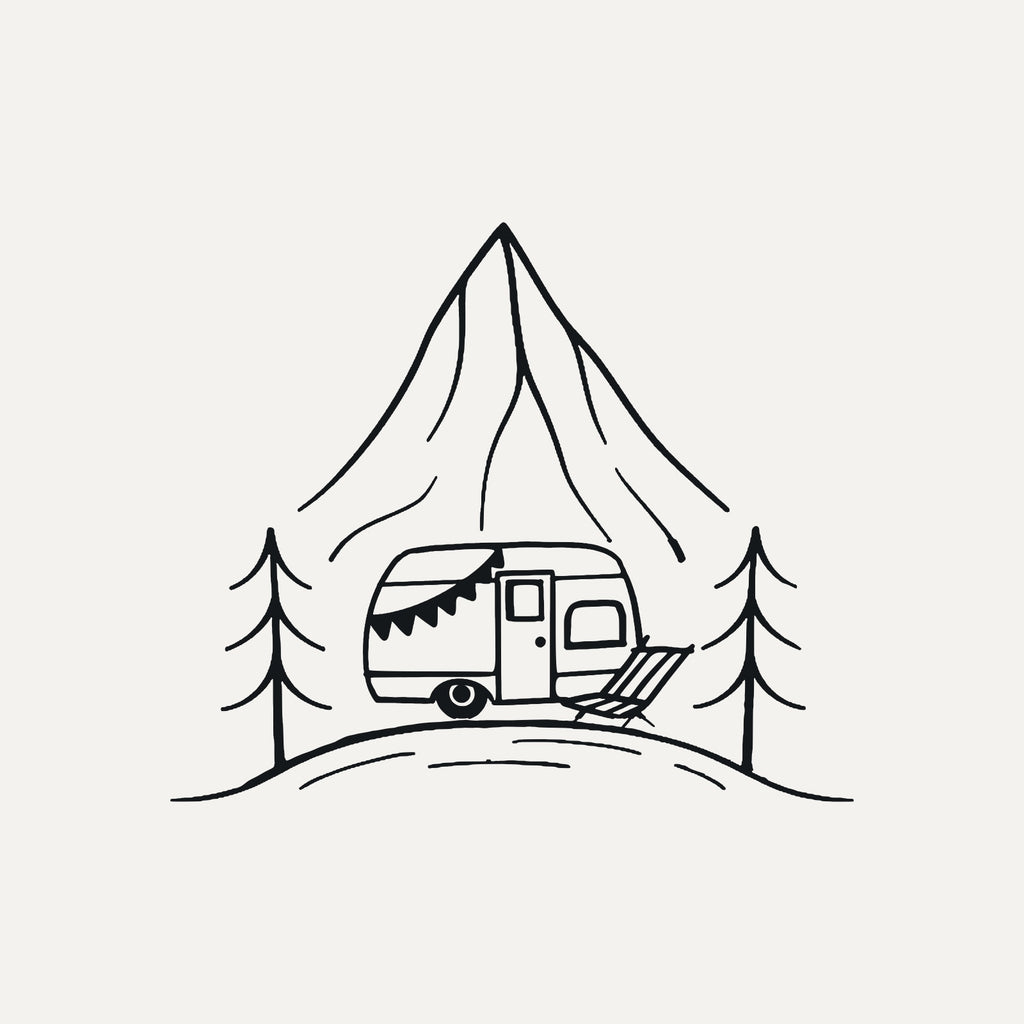 Sticker Wohnwagen Einachser vor Berg und Tannen
